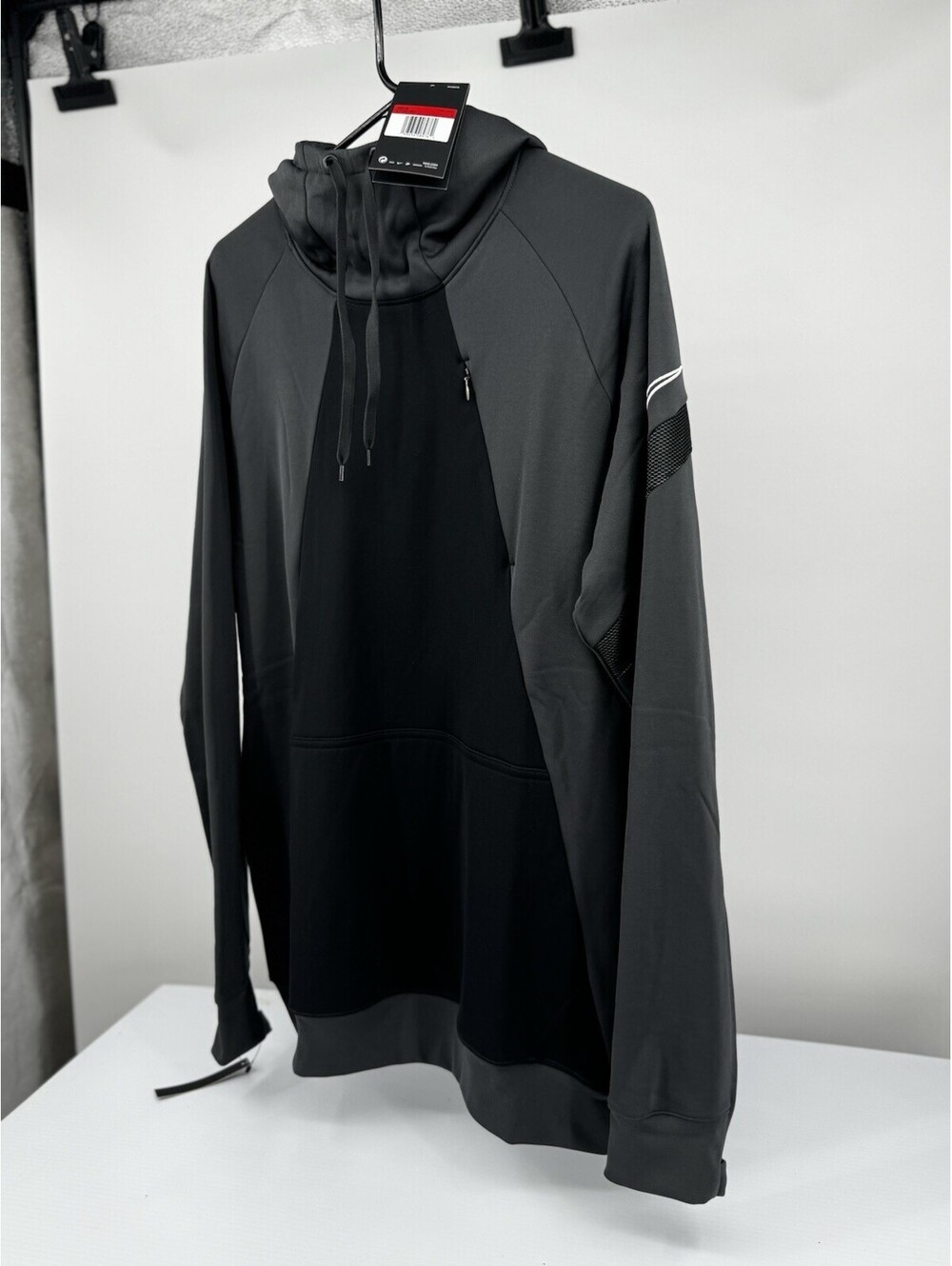 Nike DRI FIT Hoodie Mens Large Black Training Pullover Thumb Loops Zip Pocket NE